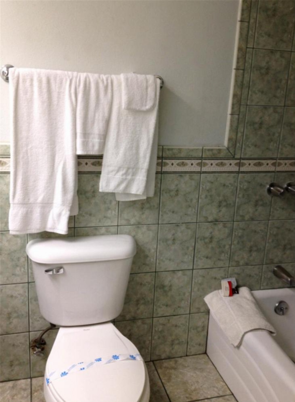 Walls Motel Long Beach