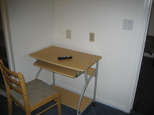 Walls Motel Long Beach image 40