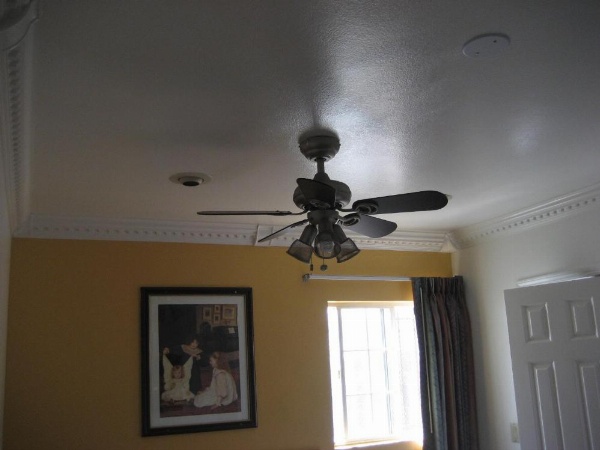 Walls Motel Long Beach image 47